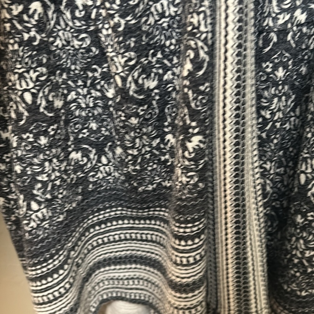 $5 SALE🔥 Open Cardigan - Picture 3 of 5